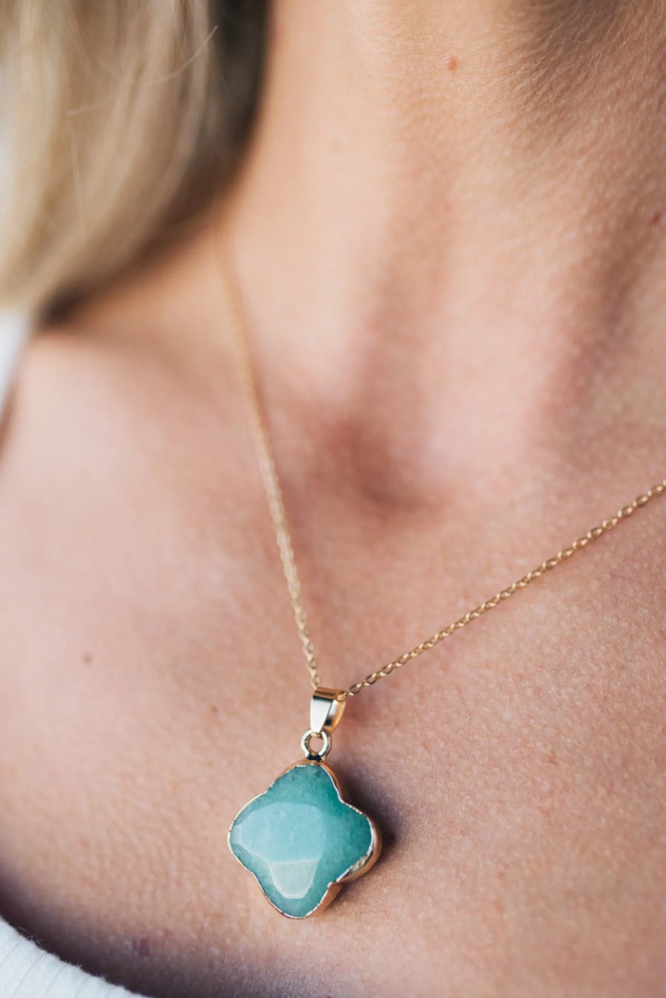 Clover Stone Pendant Necklace