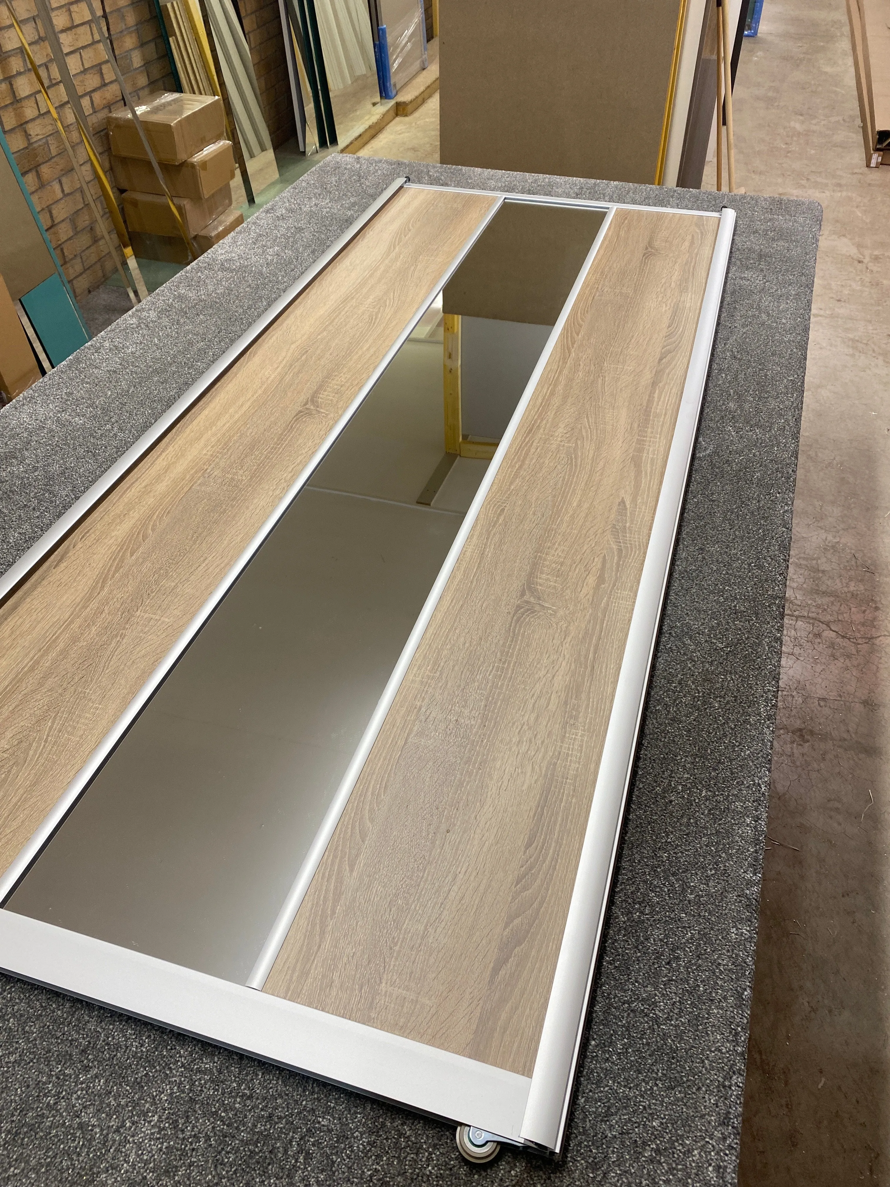 Curve Satin Silver Frame Oak 2 Door Mirror Sliding Wardrobe Kit