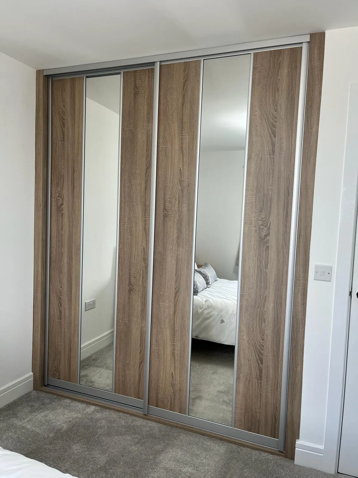 Curve Satin Silver Frame Oak 2 Door Mirror Sliding Wardrobe Kit