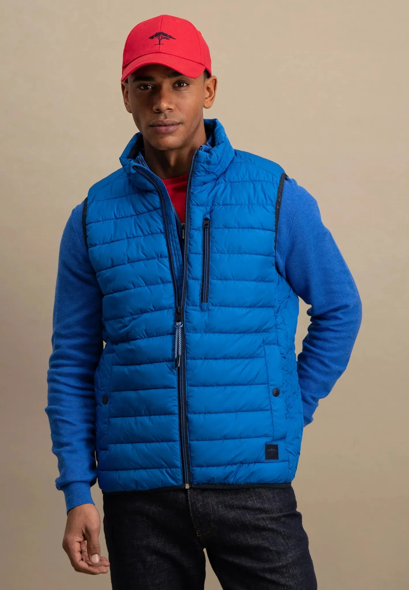 FYNCH HATTON Quilted Gilet - Men's – Strong Blue