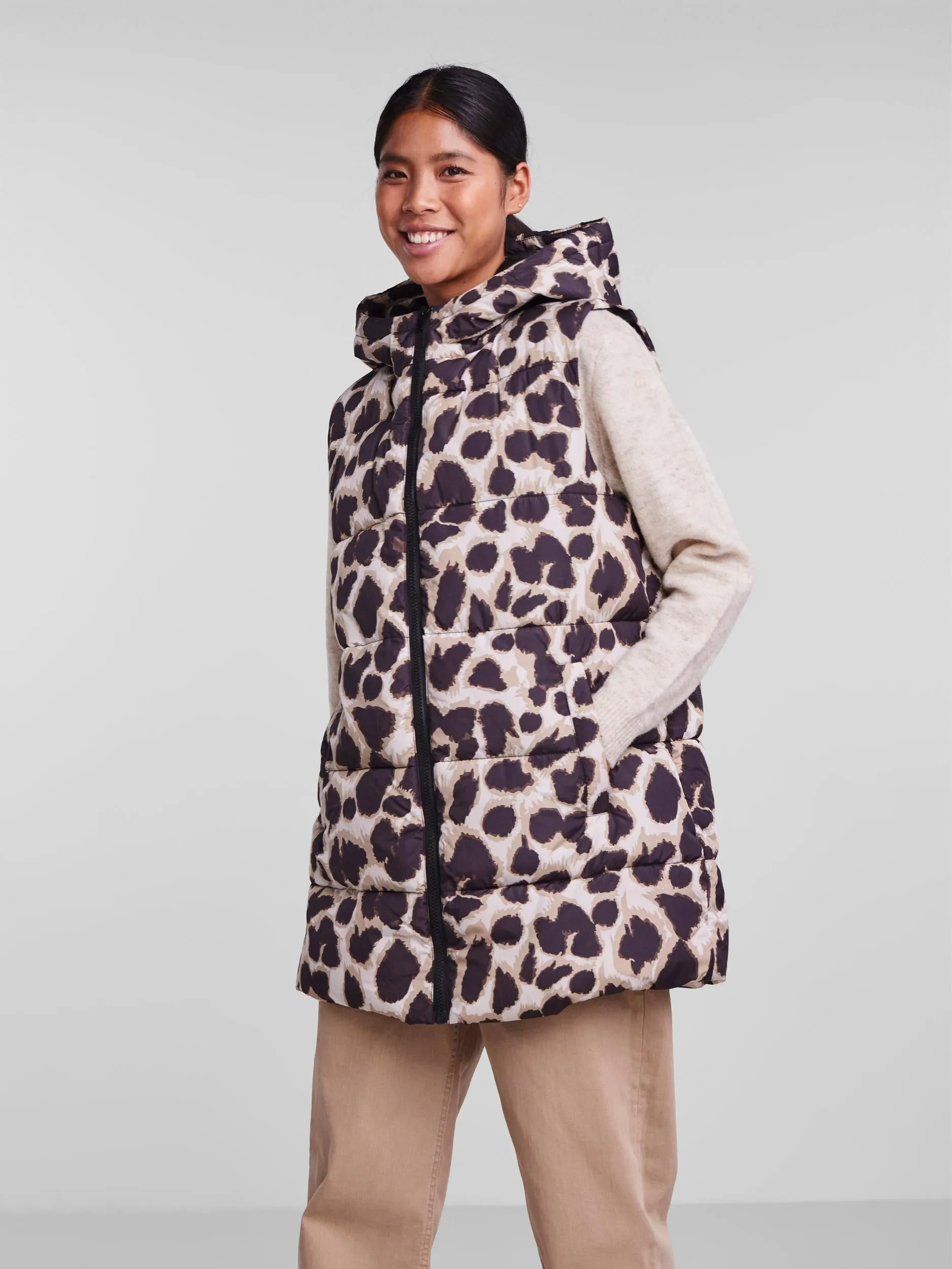 Leopard Gilet