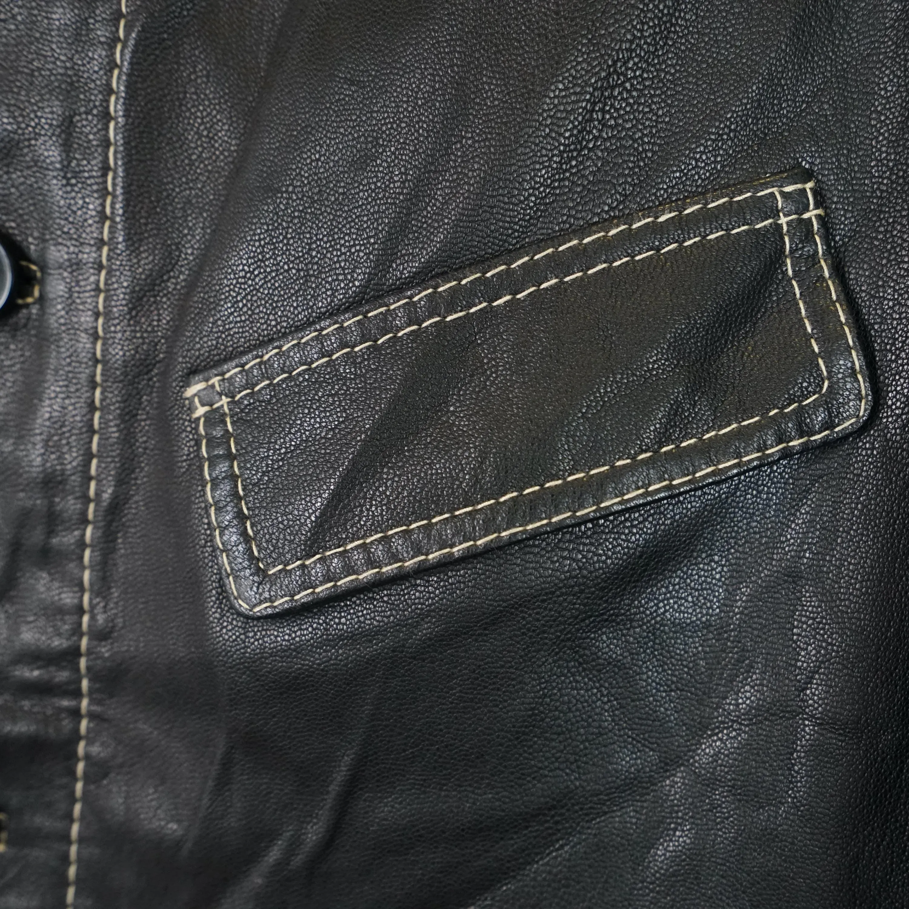 Vintage Hugo Boss Y2K leather jacket size L
