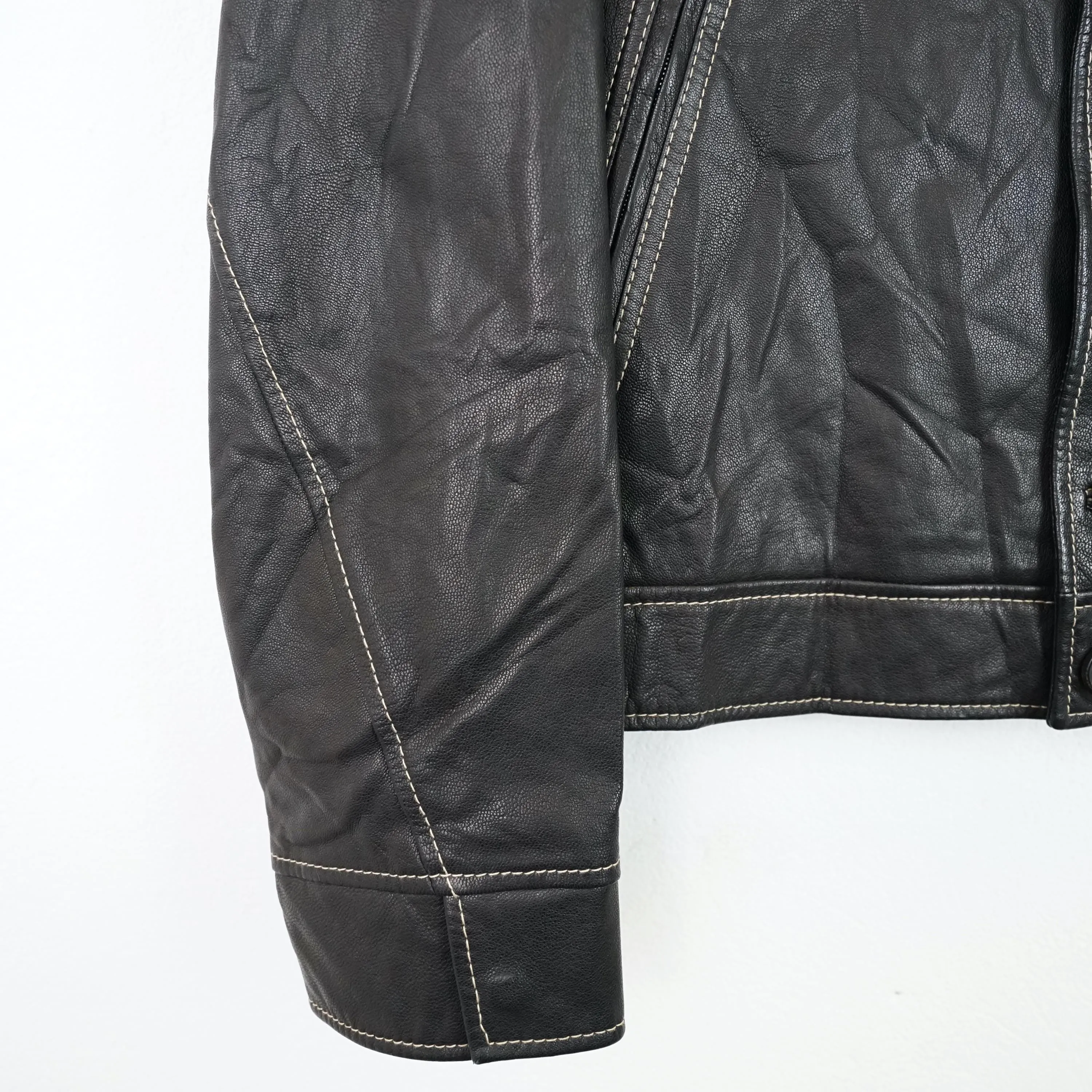 Vintage Hugo Boss Y2K leather jacket size L