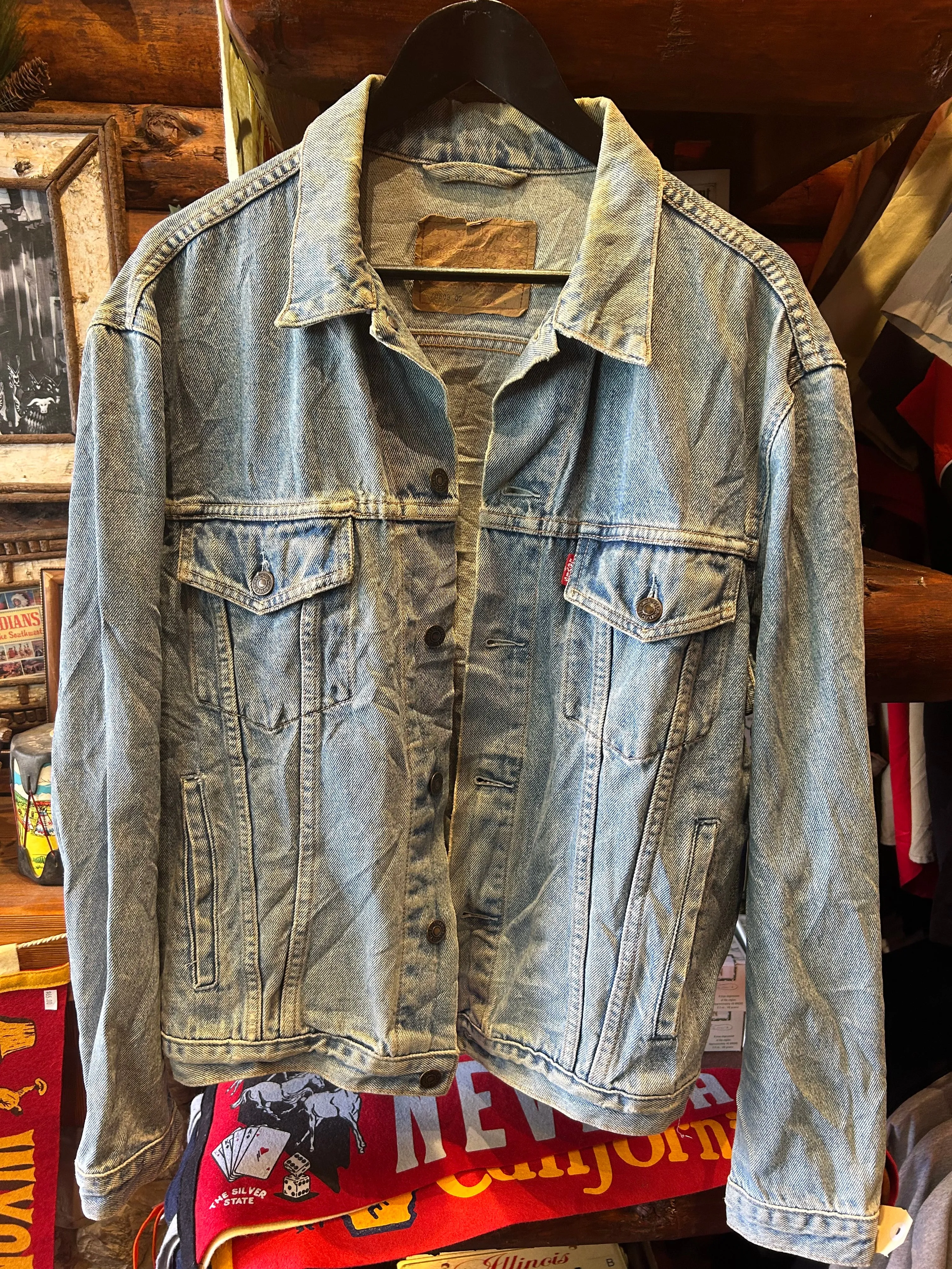 Vintage Levis Trucker Fade Out, Large