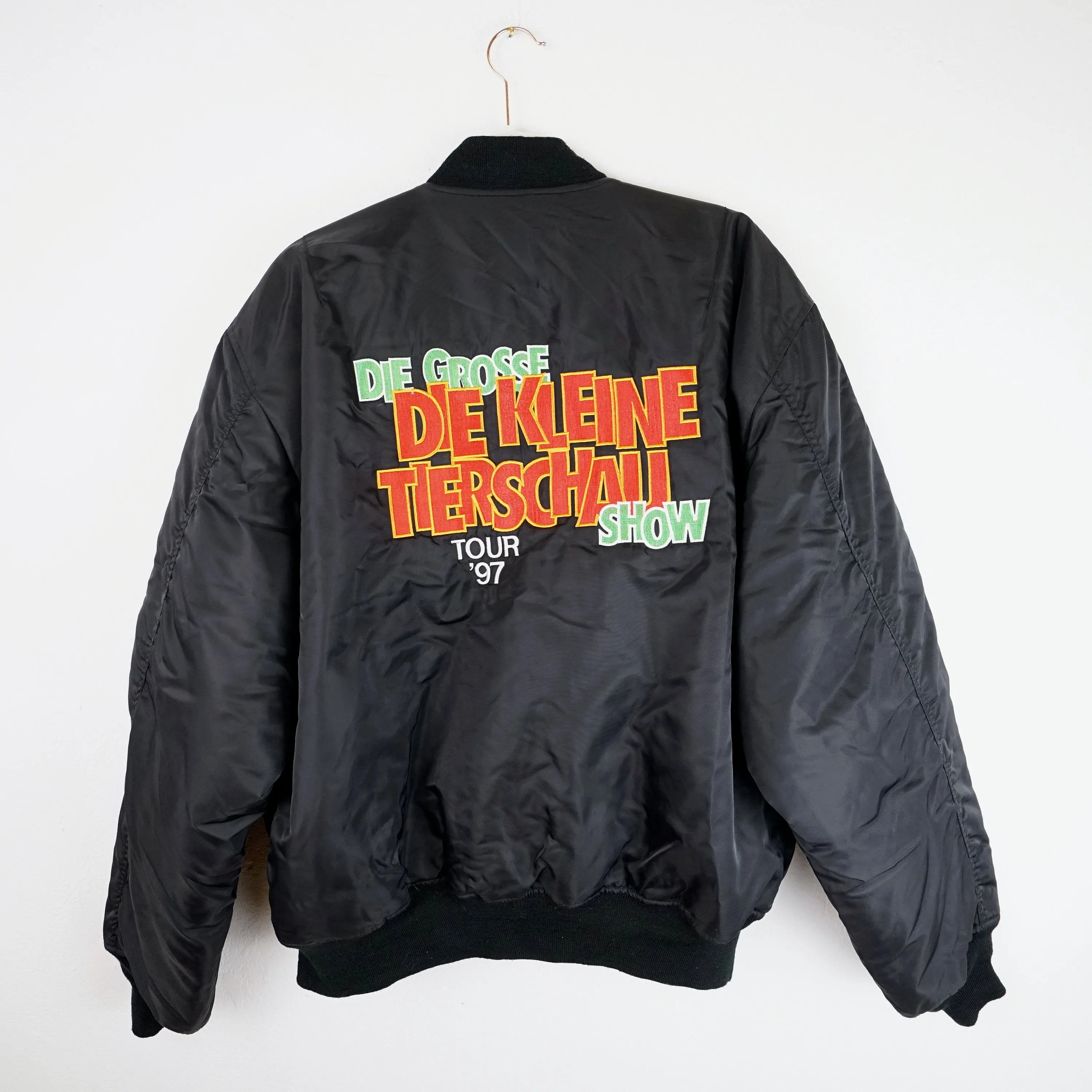 Vintage MA 1 Pilot Jacket Men Size XL Die Kleine Tierschau