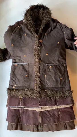 Winter in Chocolate Coloured Tones and Snuggly Vibes(SS-884)